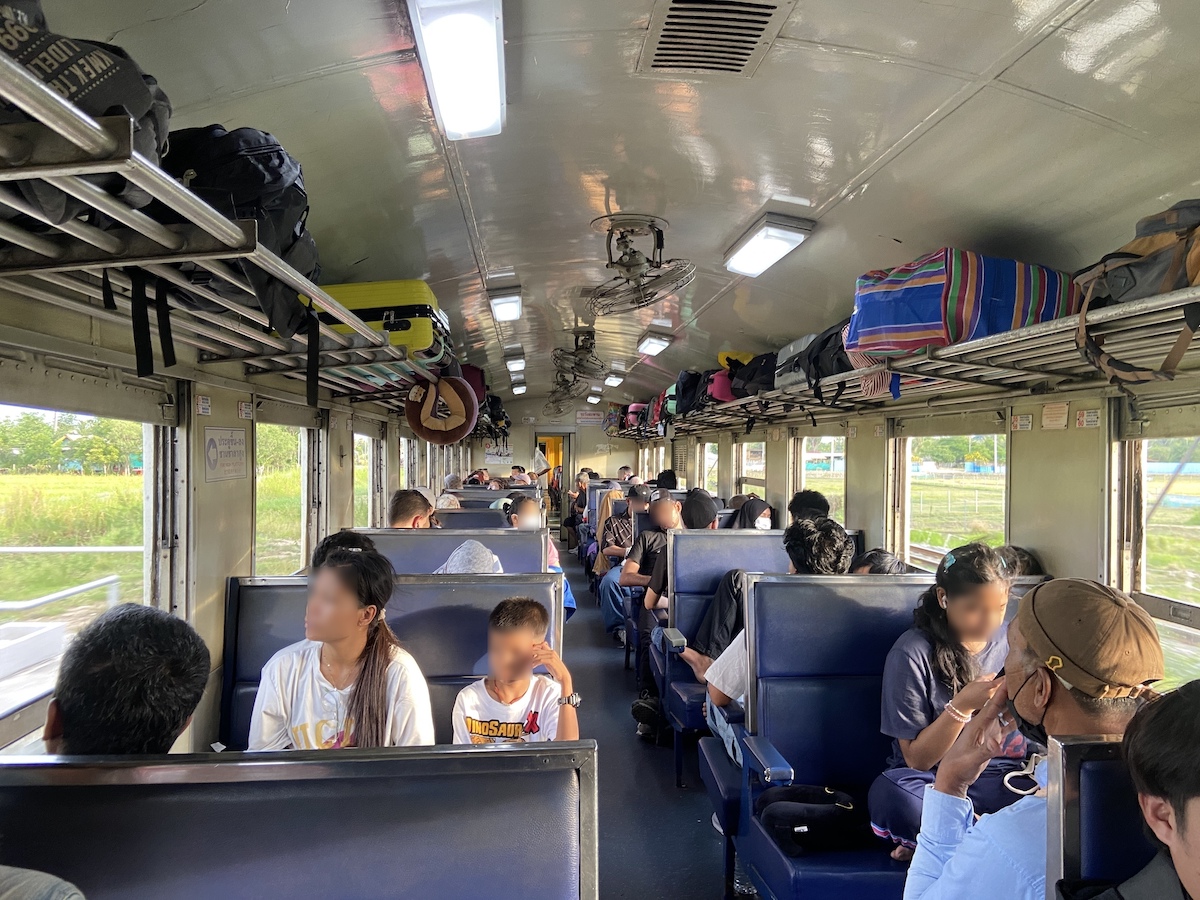 รถนั่งชั้น 3 พัดลม