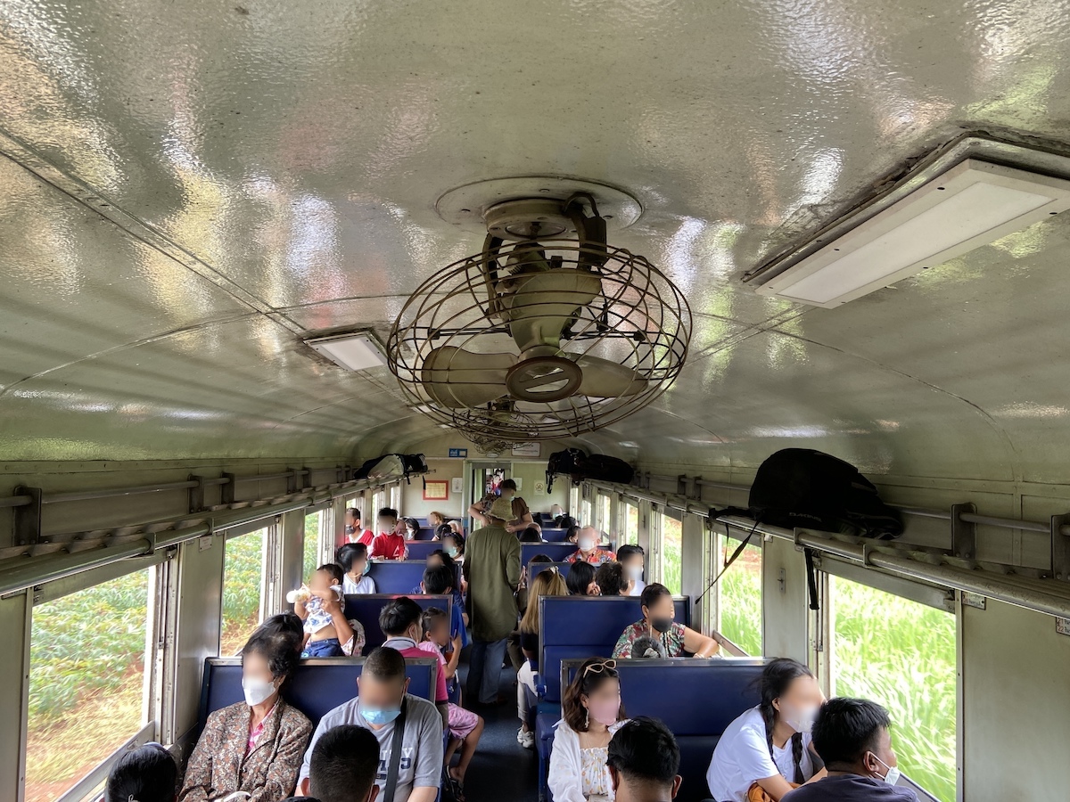 เส้นทางรถไฟธนบุรี ไปสถานีน้ำตก กาญจนบุรี 