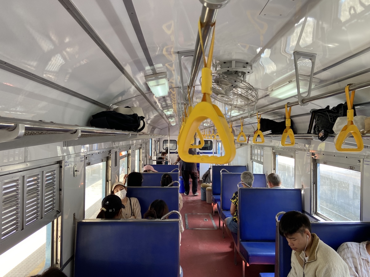 ตารางรถไฟไปเที่ยวชะอำล่าสุด