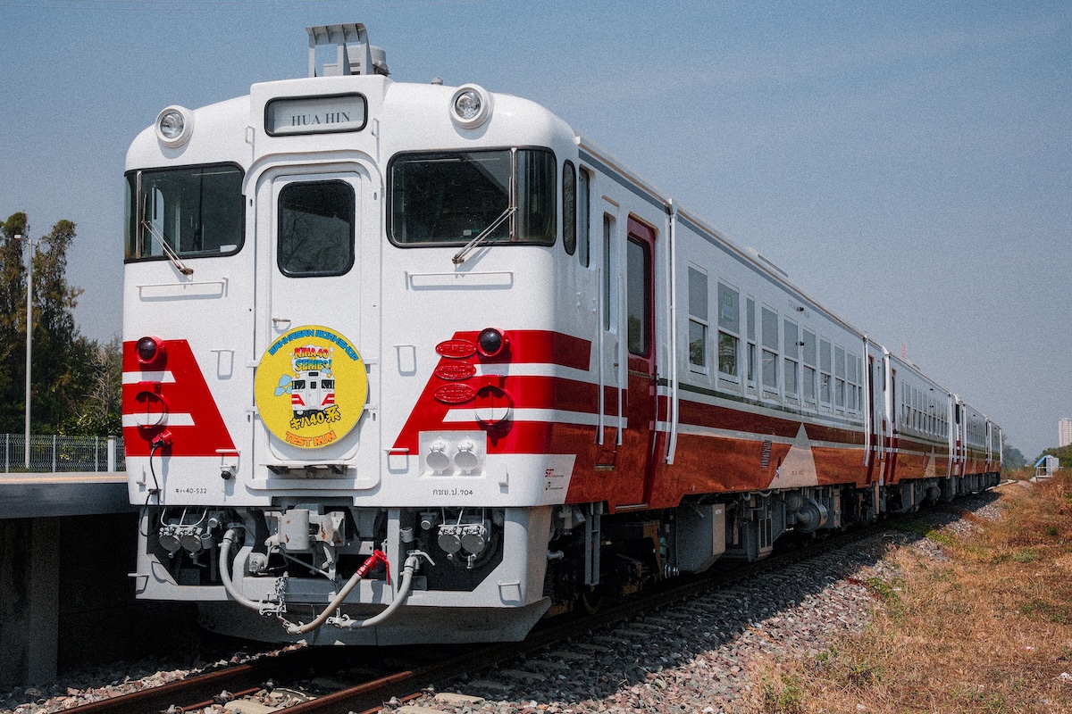 ตารางรถไฟ kiha 40/48 feeder จากสถานีรถไฟดอนเมืองไปอยุธยา